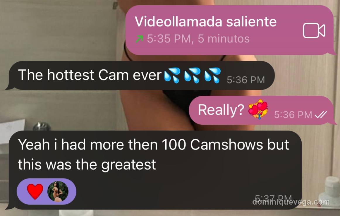 Dominique Vega clothed cam girl italiana
